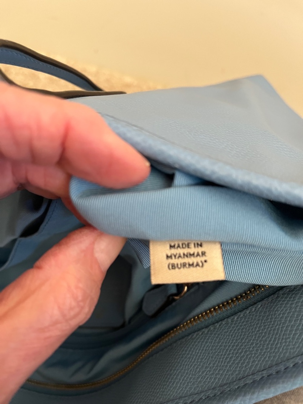 Coach City Zip Pebbled Leather Tote Gold Hardware Hangtag 2015 - Picture 17 of 17